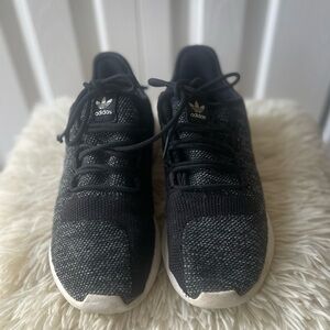 Adidas Sneaker